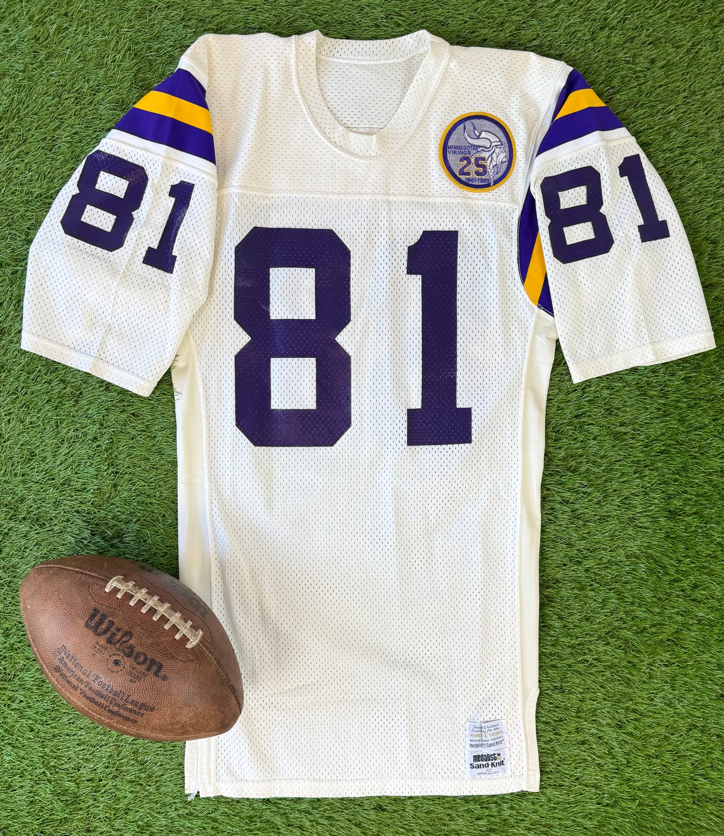 Minnesota Vikings Anthony Carter 1985 Game Issued NFL Football Jersey (42/Medium)