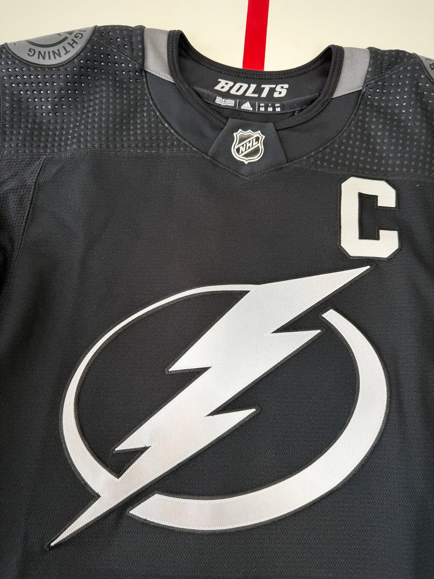 Tampa Bay Lightning Steven Stamkos 2018-2021 Alternate NHL Hockey Jersey (56/XXL)
