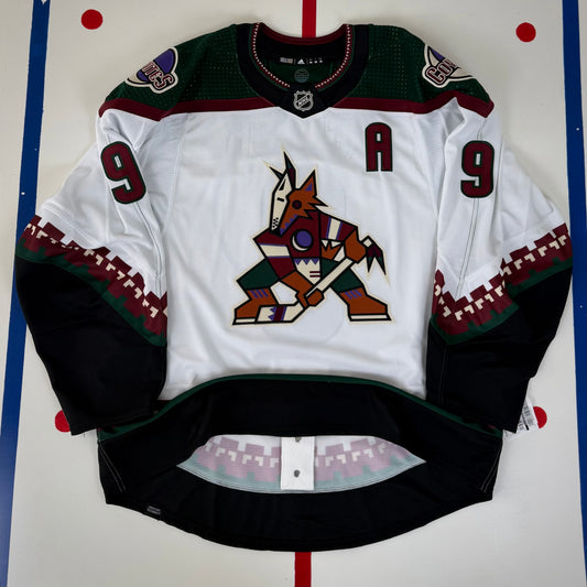 Arizona Coyotes Clayton Keller 2023-2024 NHL Hockey Jersey (56/XXL)