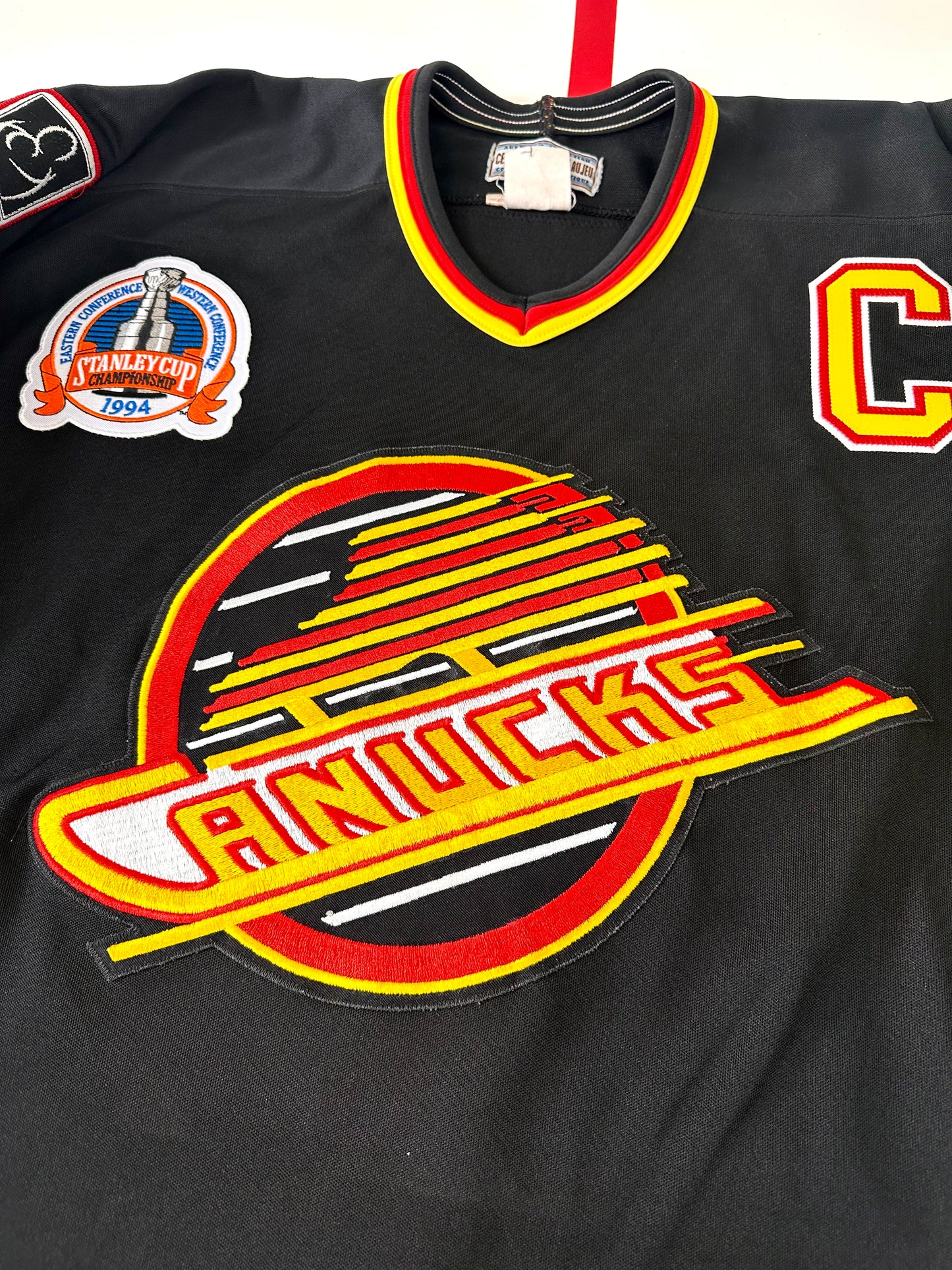 Vancouver Canucks Trevor Linden 1994 Stanley Cup Finals NHL Hockey Jersey (52/XL)
