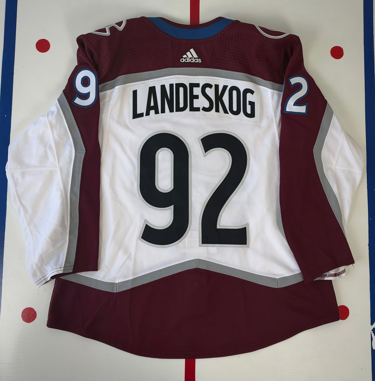 Colorado Avalanche Gabriel Landeskog 2018-2020 NHL Hockey Jersey (56/XXL)