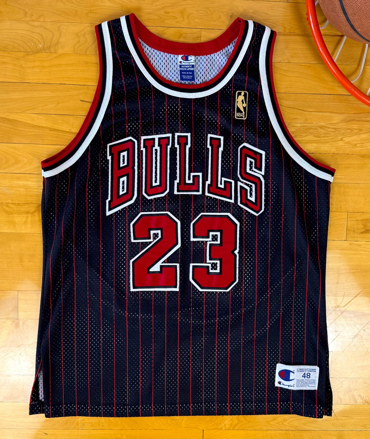 Chicago Bulls Michael Jordan 1996-1997 Alternate NBA Basketball Jersey (48/XL)