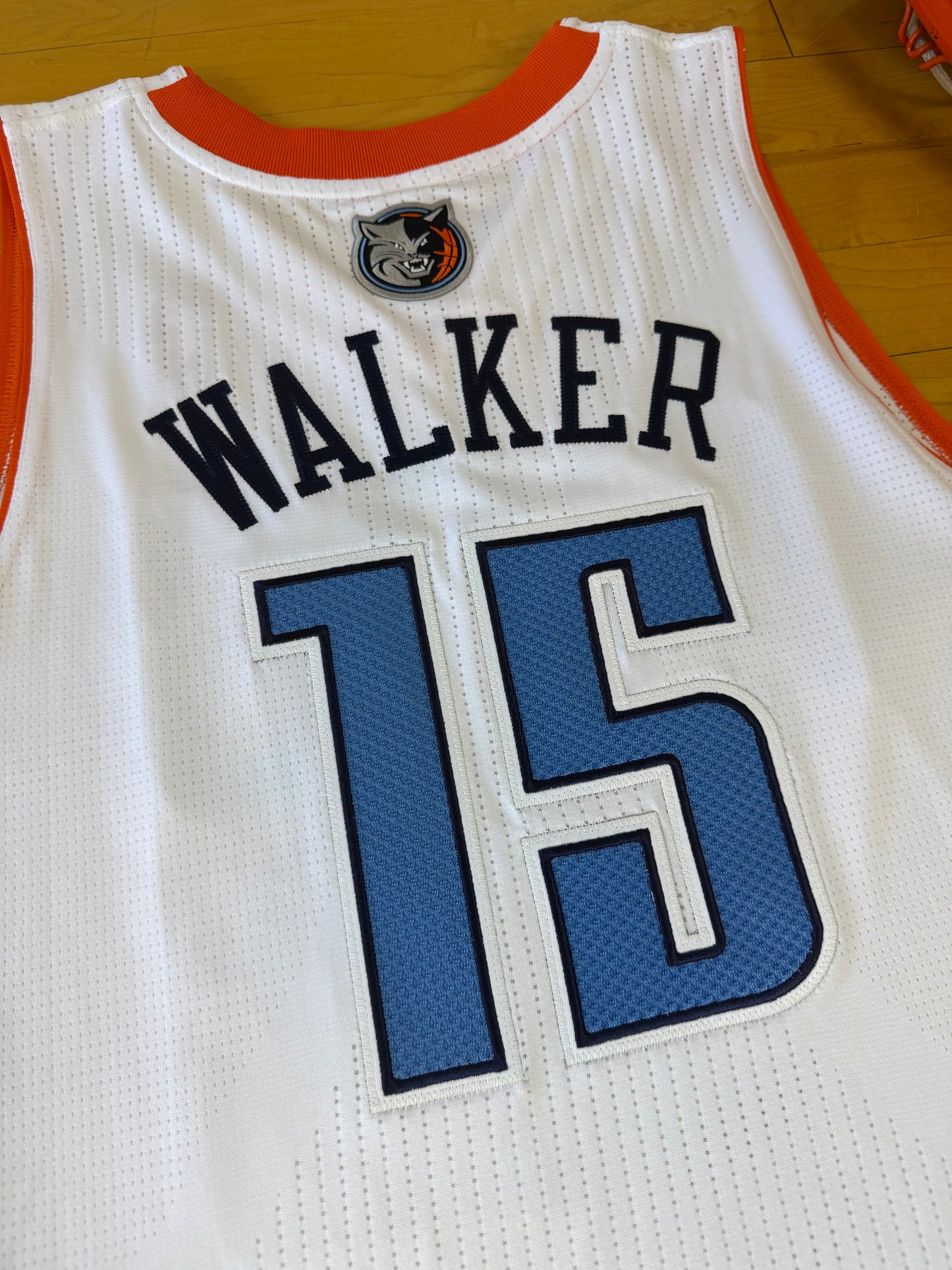 Charlotte Bobcats Kemba Walker 2013-2014 NBA Basketball Jersey (XL)