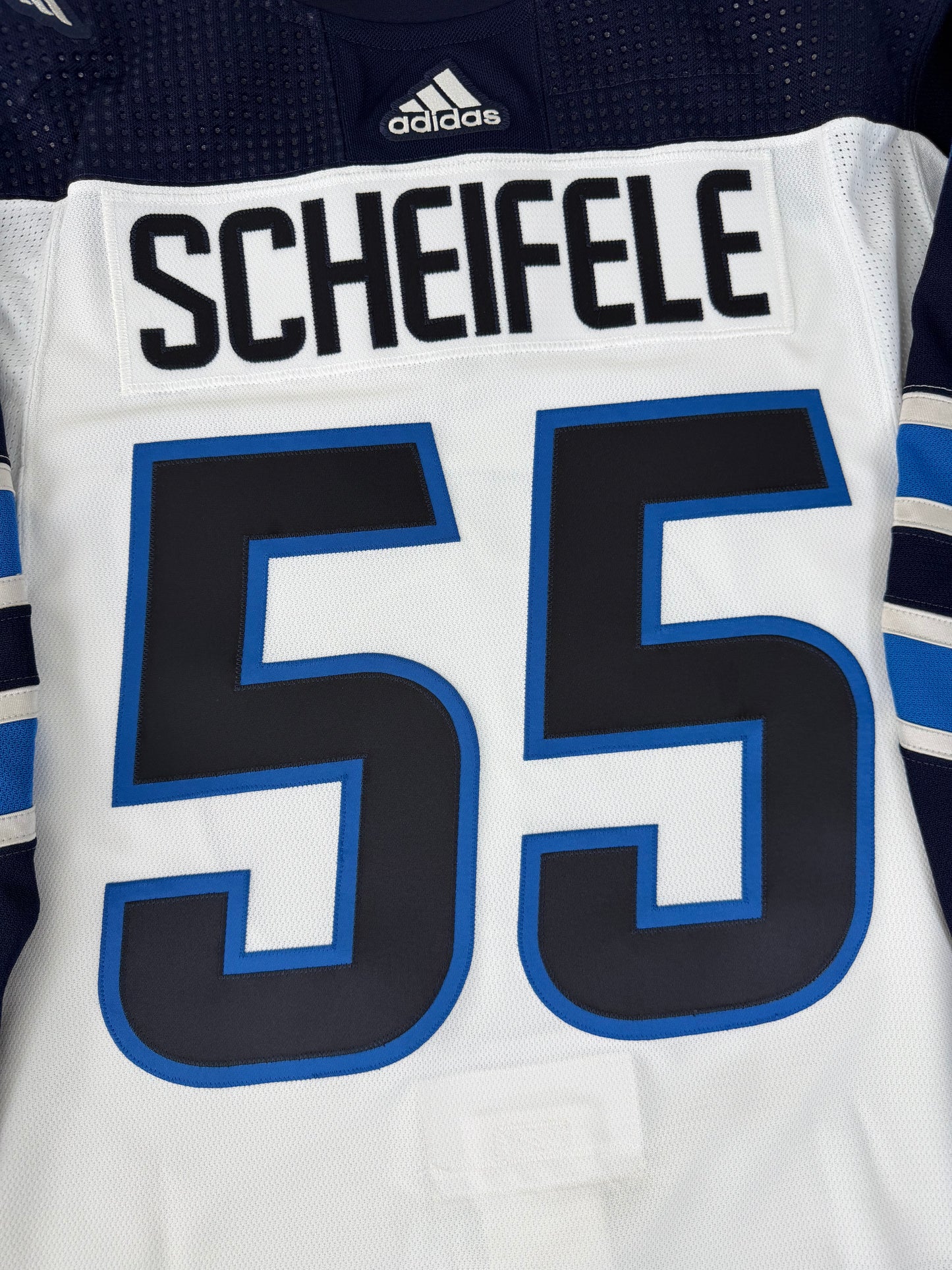Winnipeg Jets Mark Scheifele 2022-2024 NHL Hockey Jersey (54/XL)