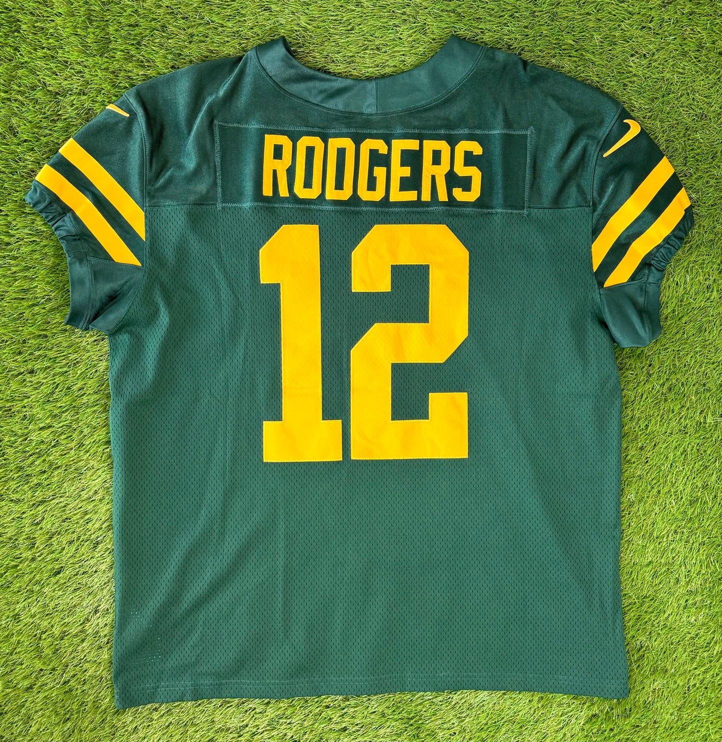 Green Bay Packers Aaron Rodgers 2021-2022 Throwback NFL Football Jersey (52/XXL)