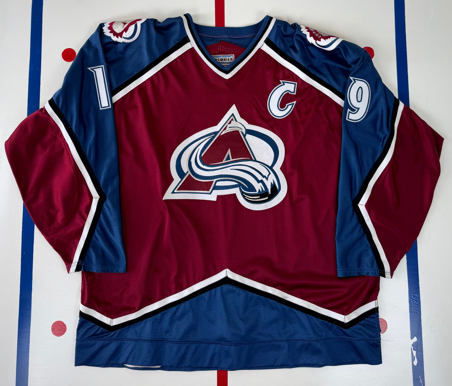 Colorado Avalanche Joe Sakic 1995-1996 Team Issued NHL Hockey Jersey (56/XXL)