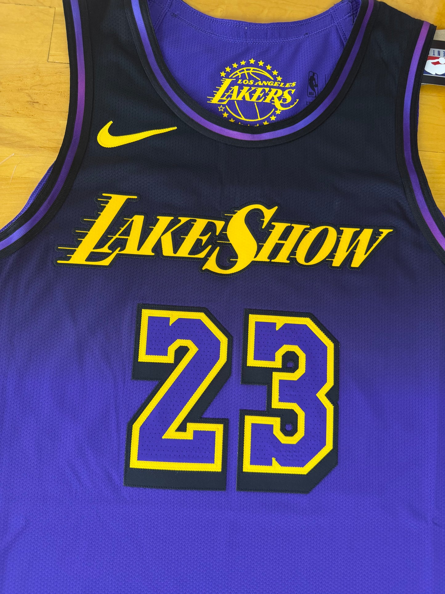 Los Angeles Lakers LeBron James 2024-2025 City Edition NBA Basketball Jersey (48/Large)