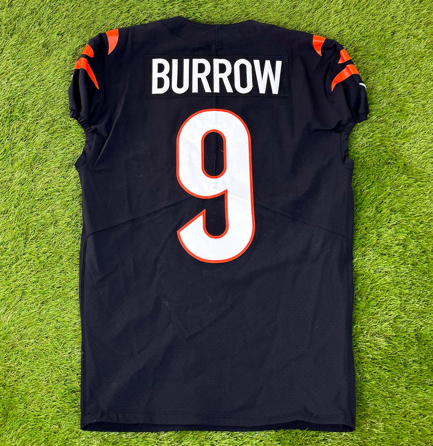 Cincinnati Bengals 2021 Game Issued Joe Burrow NFL Football Jersey (42/Medium)