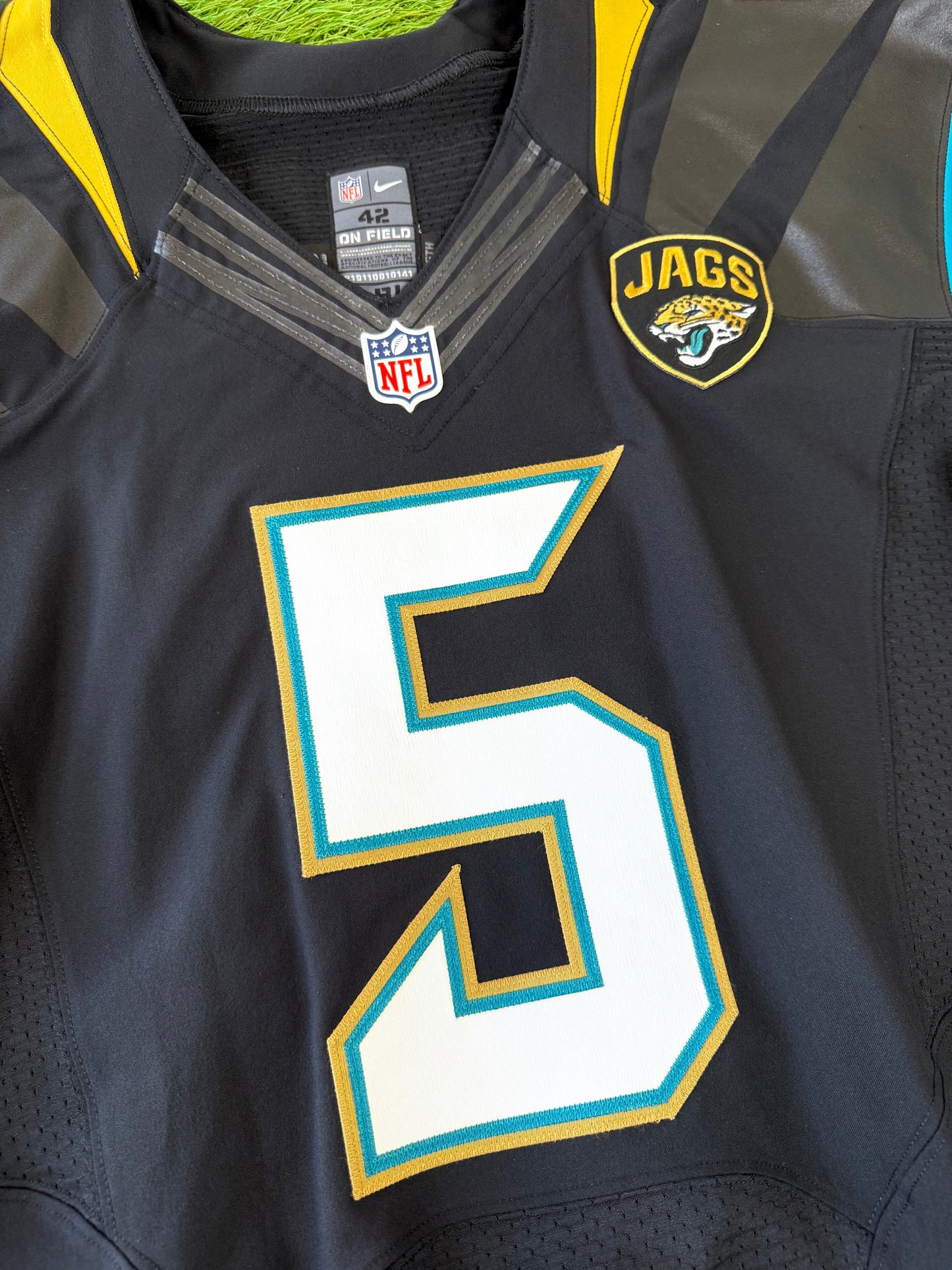 Jacksonville Jaguars Blake Bortles 2014-2016 NFL Football Jersey (42/Medium)