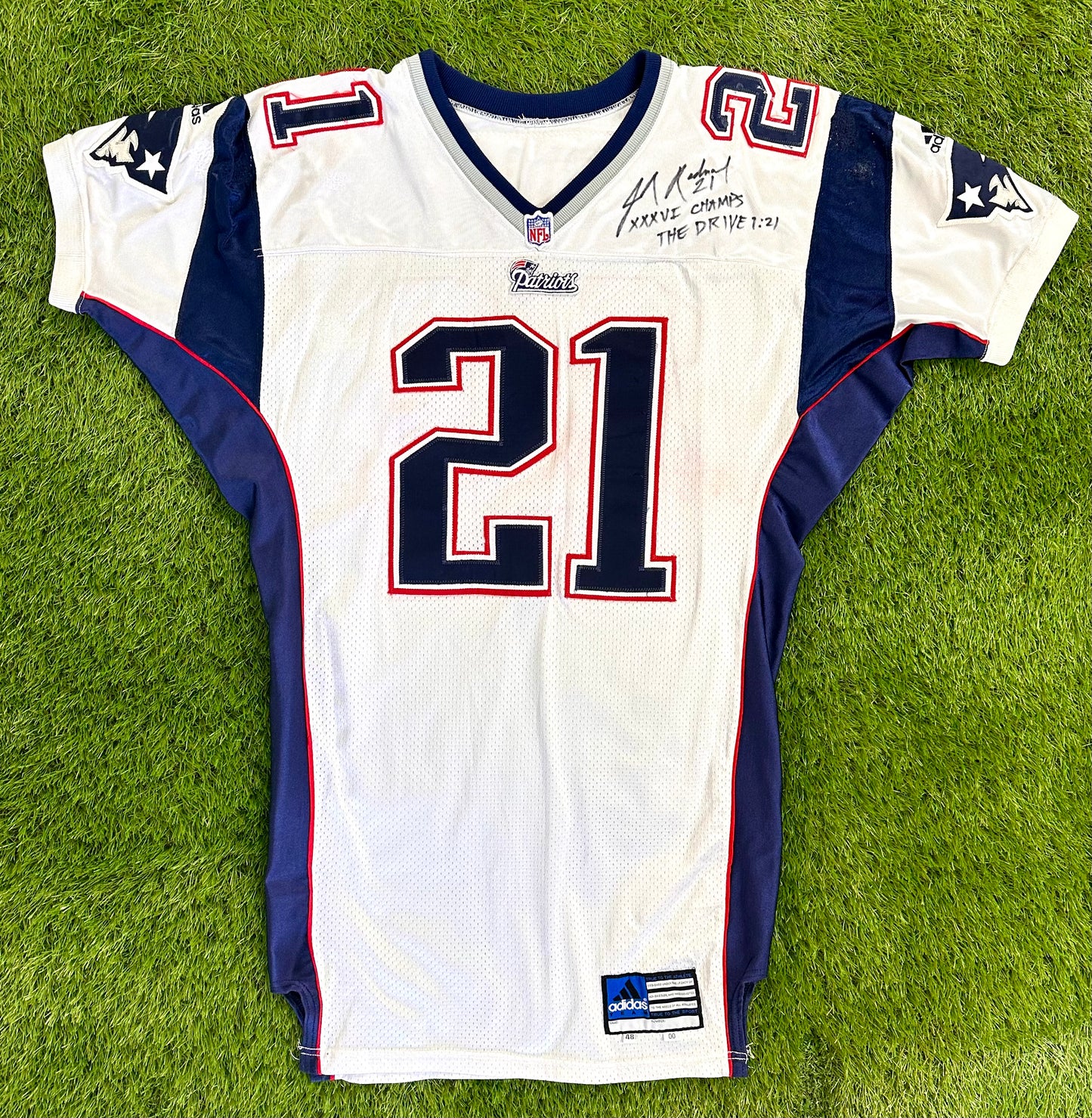 New England Patriots JR Redmond 2000 Game Worn NFL Football Jersey (48/Large)