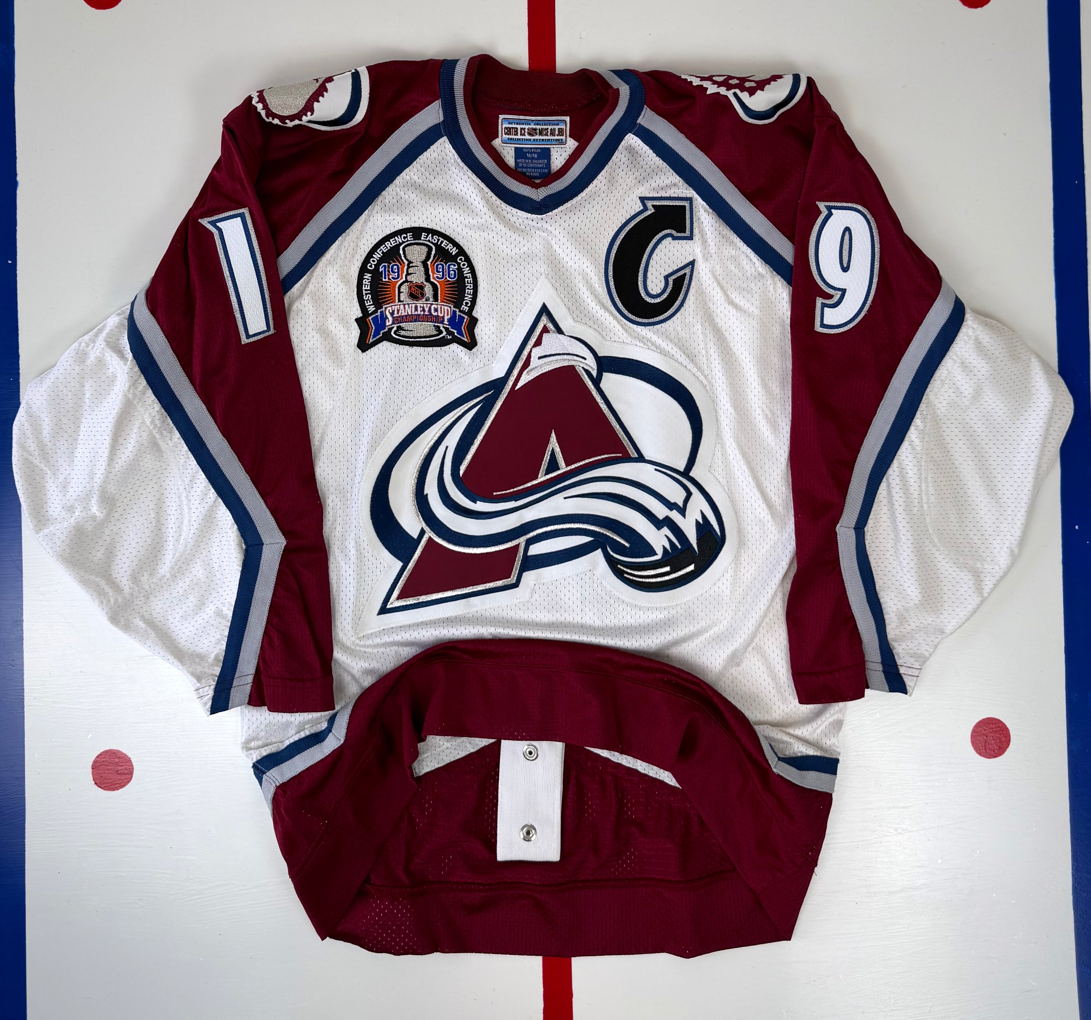 Colorado Avalanche Joe Sakic 1996 Stanley Cup Finals NHL Hockey