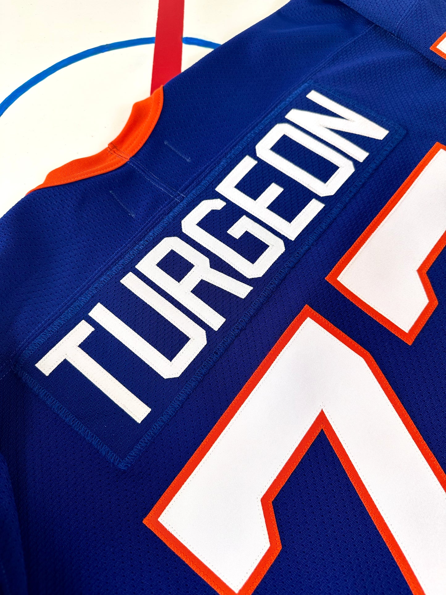New York Islanders 1991-1992 Pierre Turgeon NHL Hockey Jersey (48/Large)