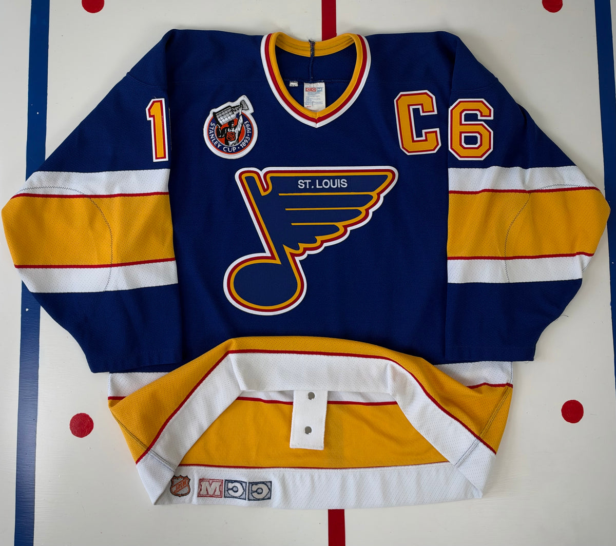 St. Louis Blues Brett Hull 1992-1993 NHL Hockey Jersey (48/Large)