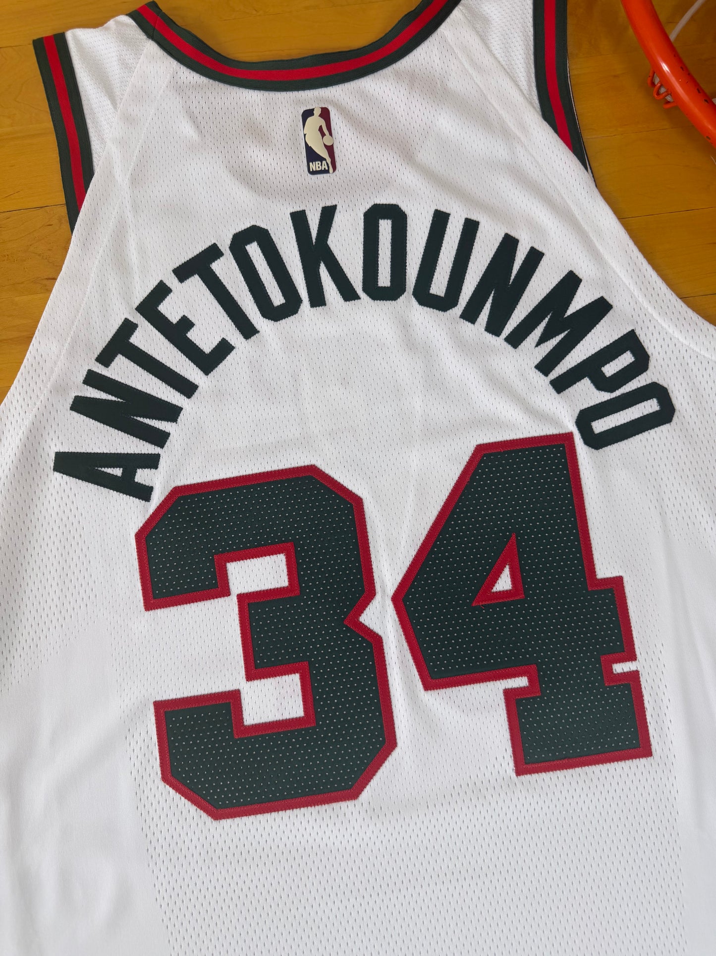 Milwaukee Bucks Giannis Antetokounmpo 2017-2018 Throwback NBA Basketball Jersey (54/XXL)