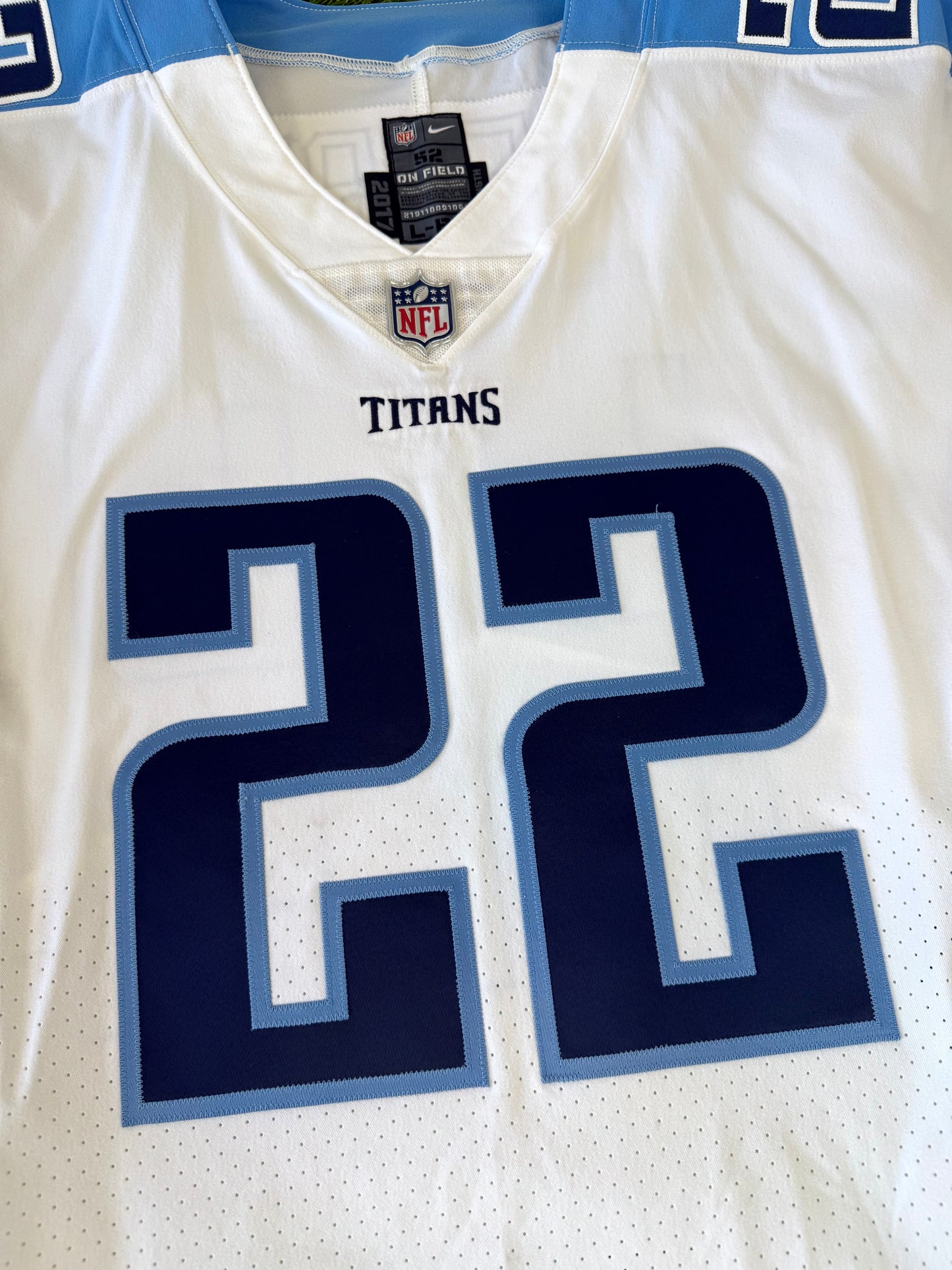 Tennessee Titans Derrick Henry 2017 NFL Football Jersey (52/XXL)