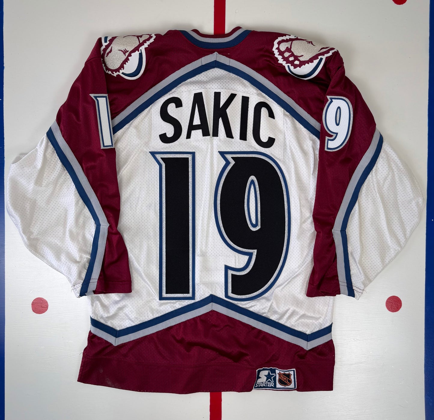 Colorado Avalanche Joe Sakic 1996 Stanley Cup Finals NHL Hockey Jersey (46/Medium)