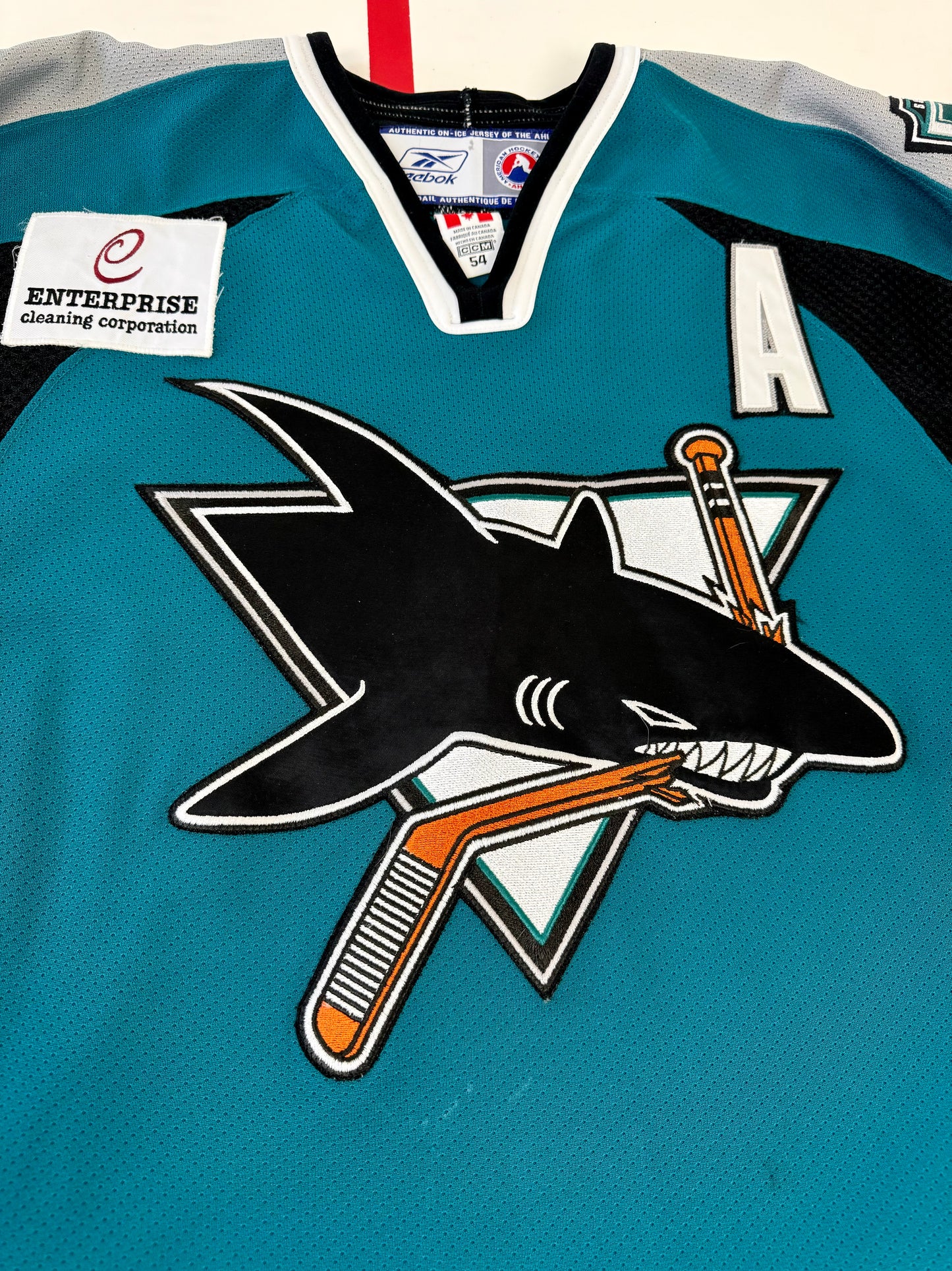 Worcester Sharks 2006-2007 Scott Ferguson Game Worn AHL Hockey Jersey (54/XL)