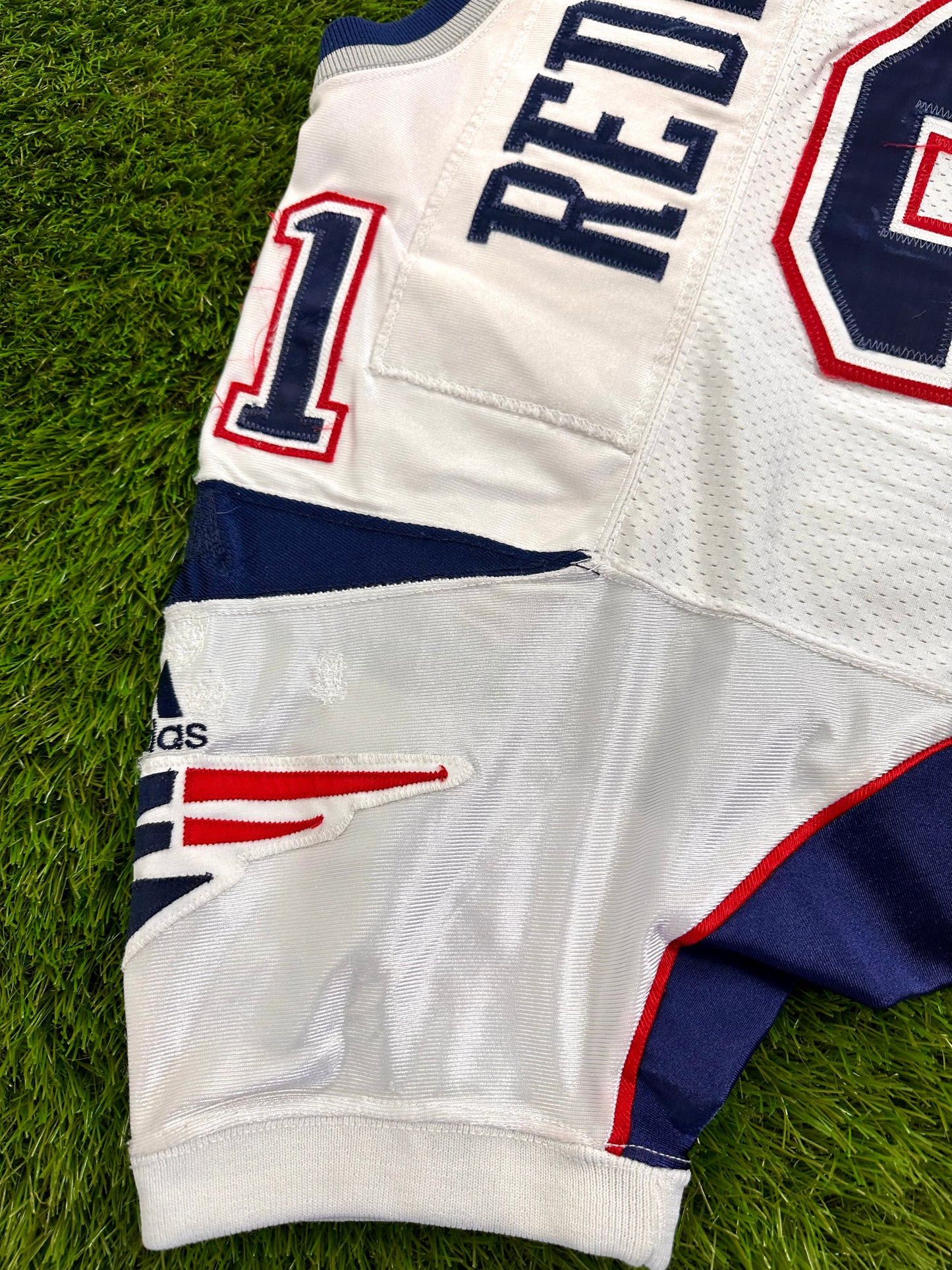 New England Patriots JR Redmond 2000 Game Worn NFL Football Jersey (48/Large)
