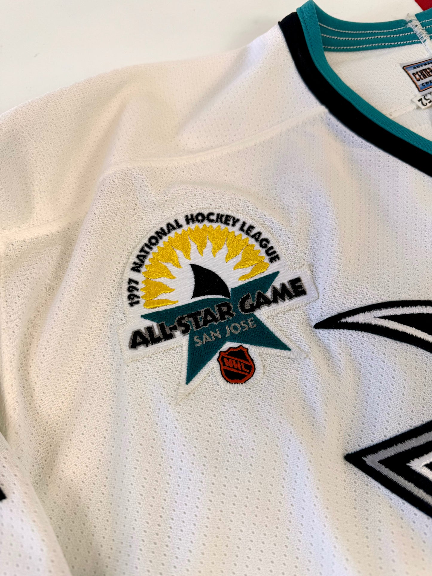 San Jose Sharks 1996-1997 Owen Nolan NHL Hockey Jersey (52/XL)
