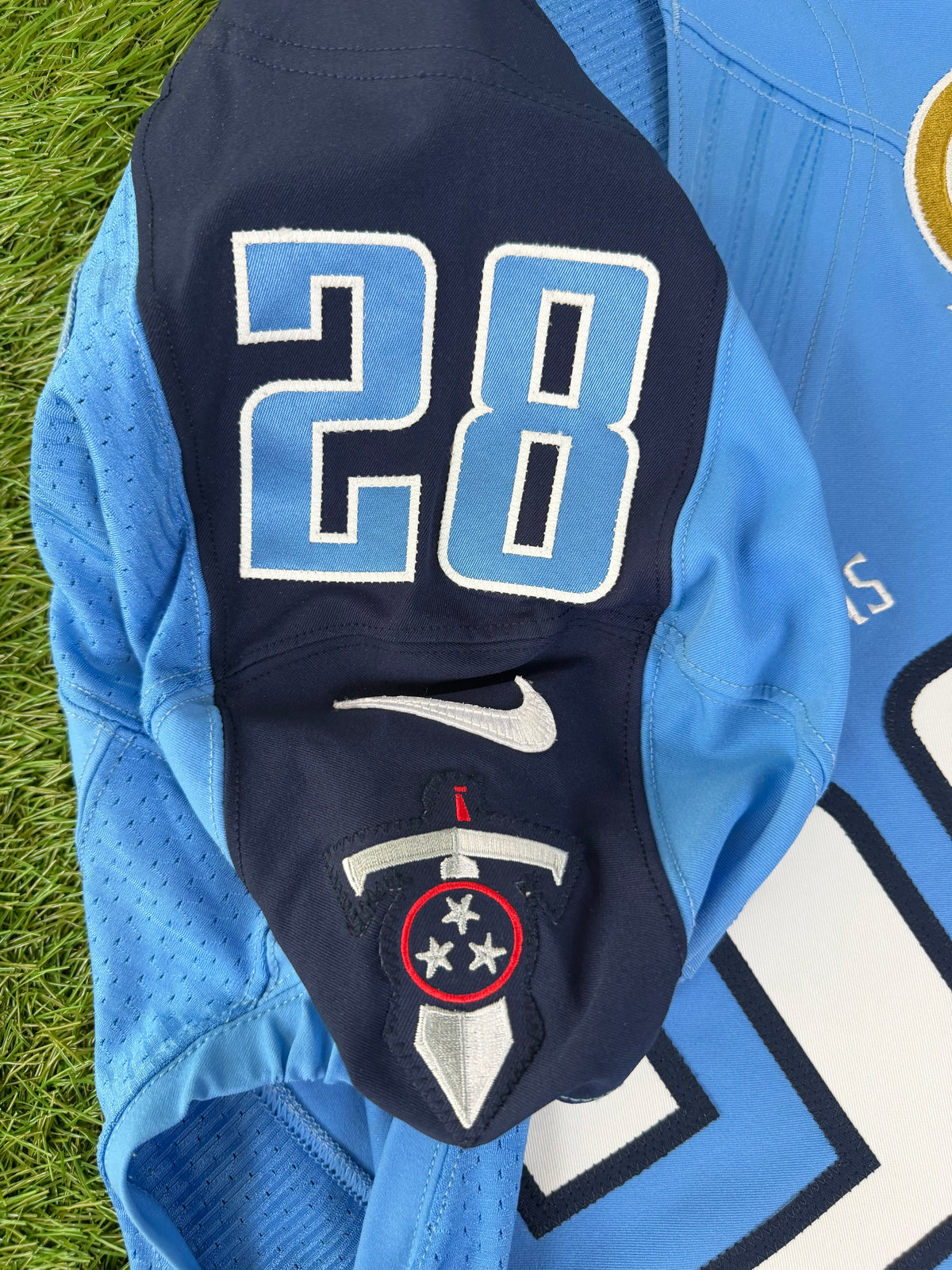 Tennessee Titans Chris Johnson 2012 NFL Football Jersey (46/Large)