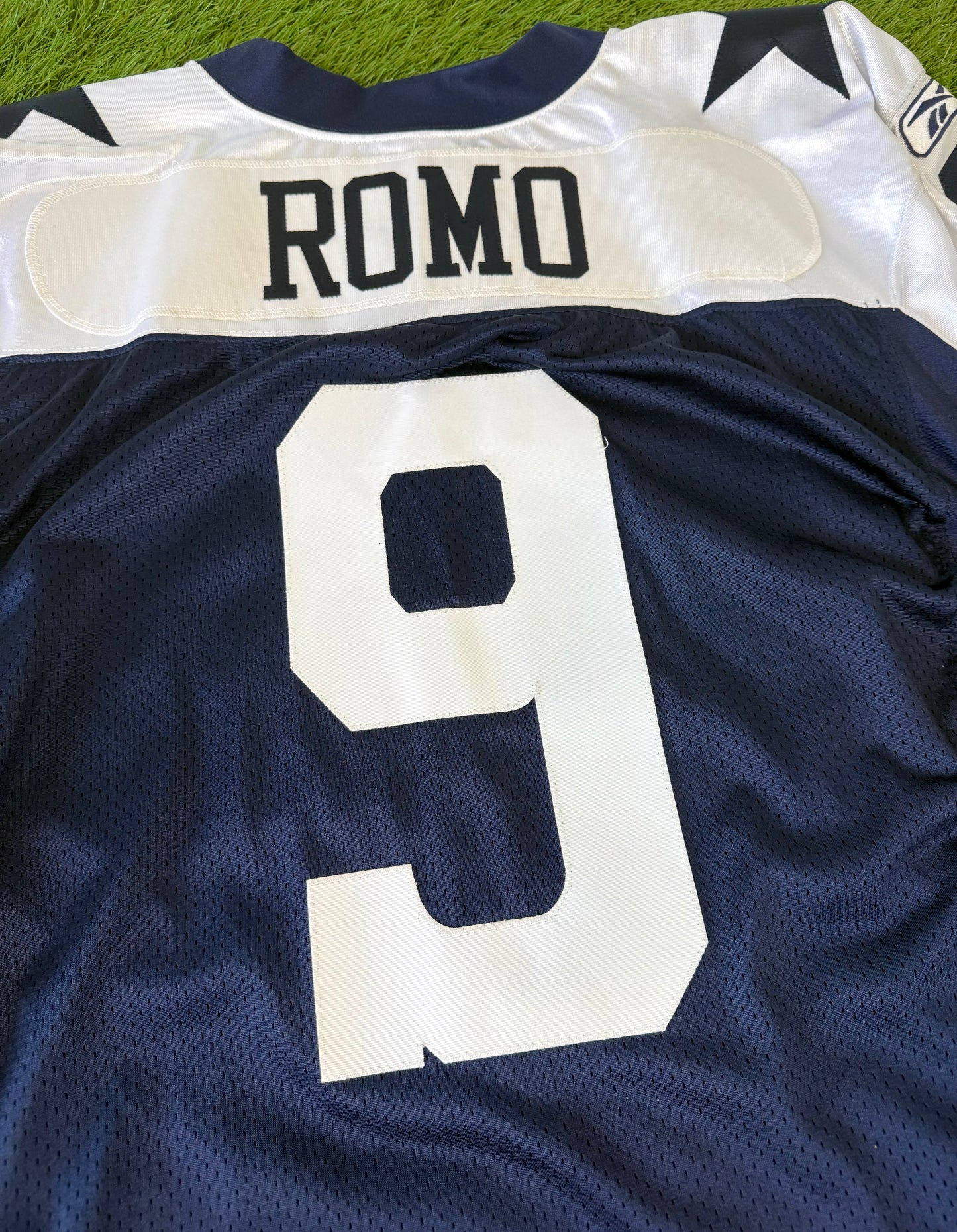 Dallas Cowboys Tony Romo 2007 Thanksgiving Alternate NFL Football Jersey (46/Large)