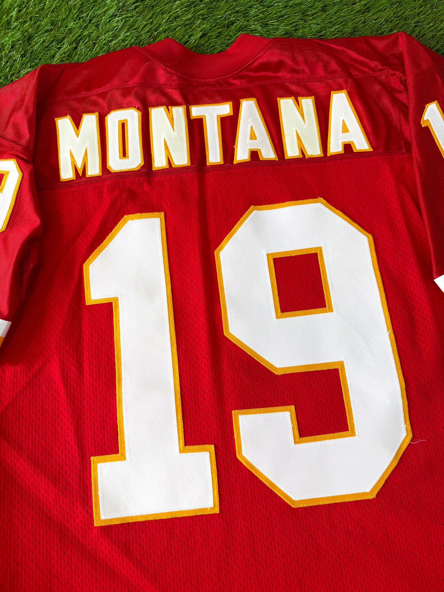Kansas City Chiefs Joe Montana 1994 NFL Football Jersey (48/XL)