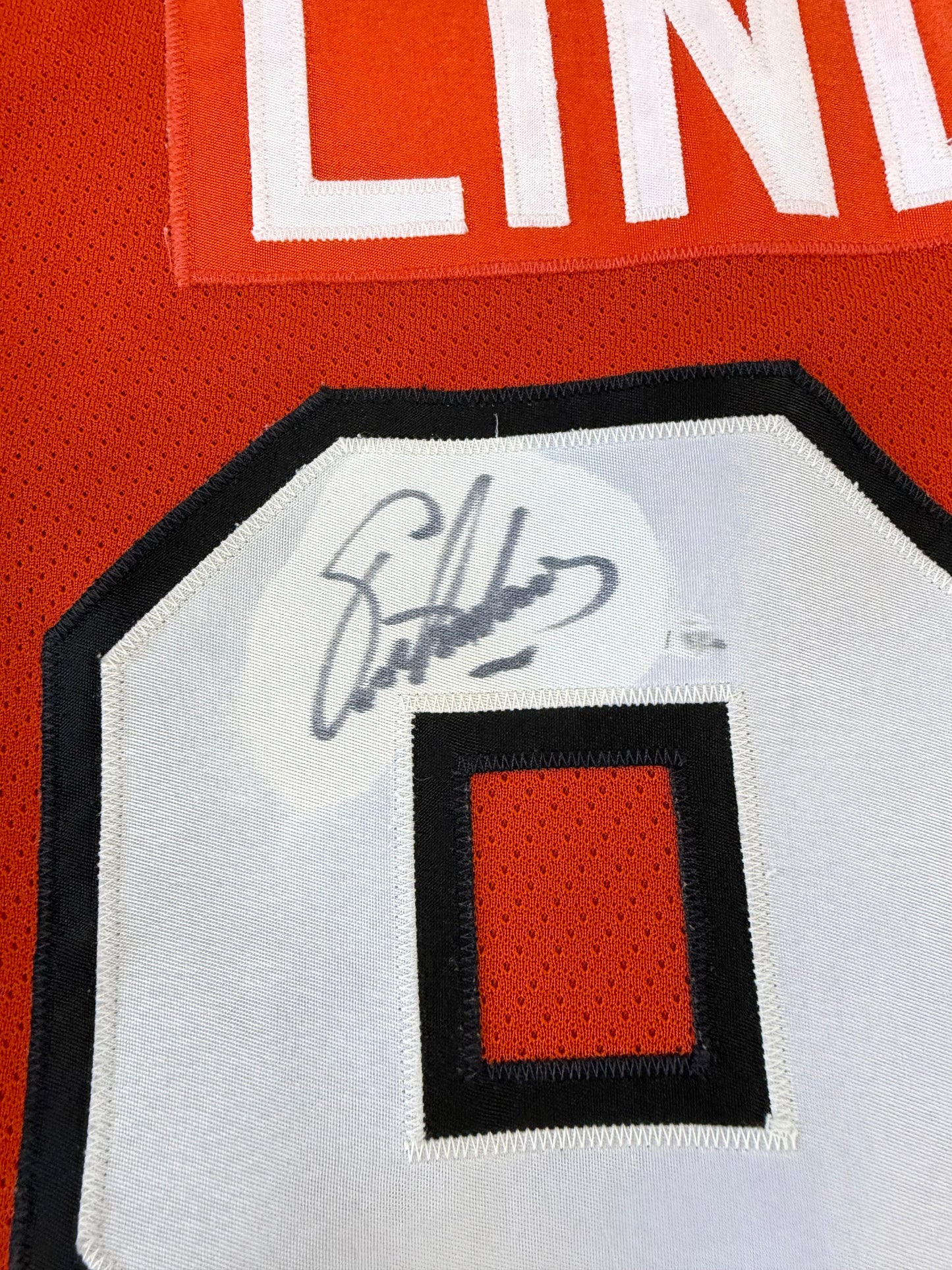 Philadelphia Flyers Eric Lindros 1994-1996 Signed NHL Hockey Jersey (44/Medium)
