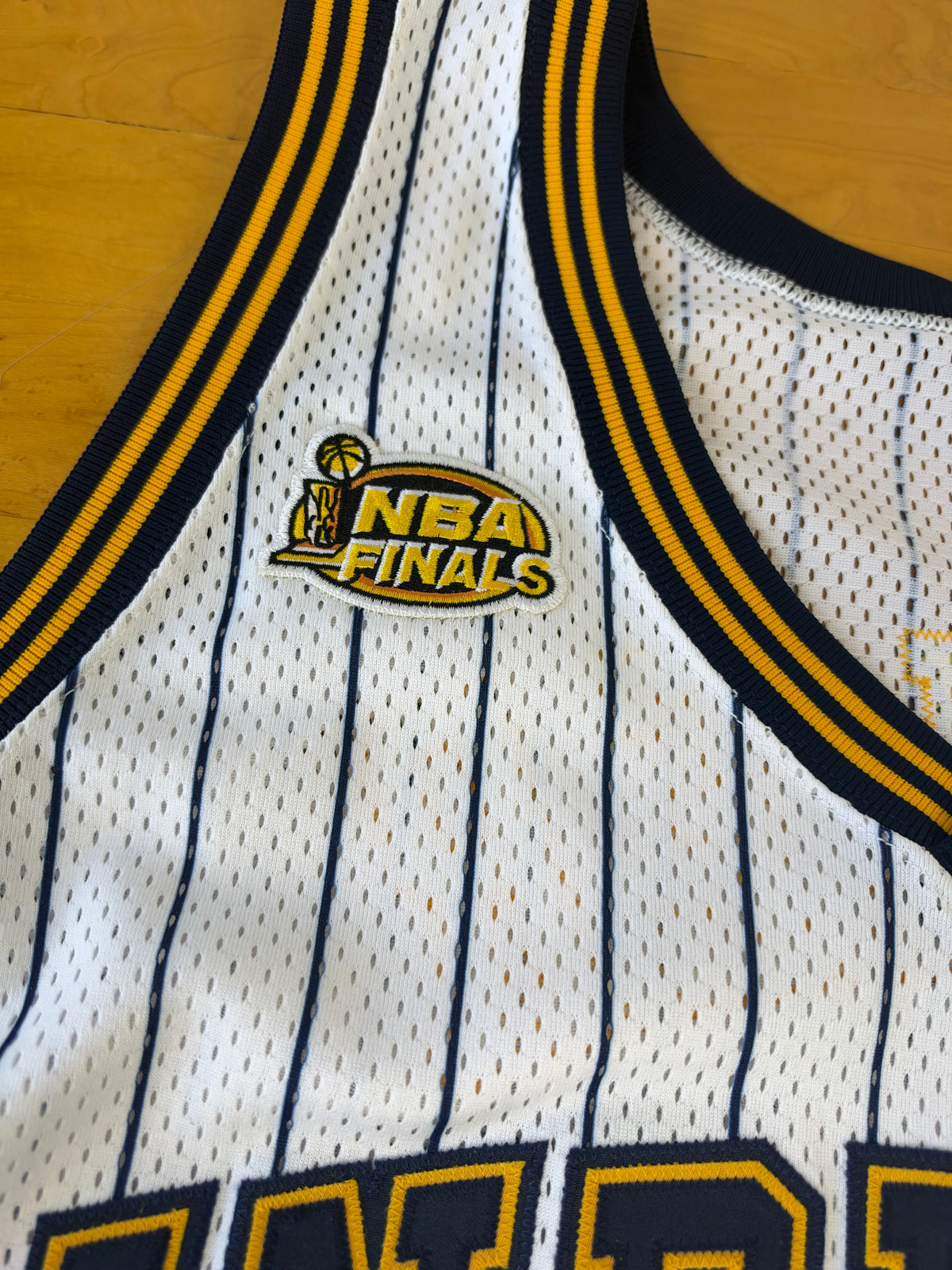 Indiana Pacers Reggie Miller 2000 NBA Finals Basketball Jersey (54/XXL)