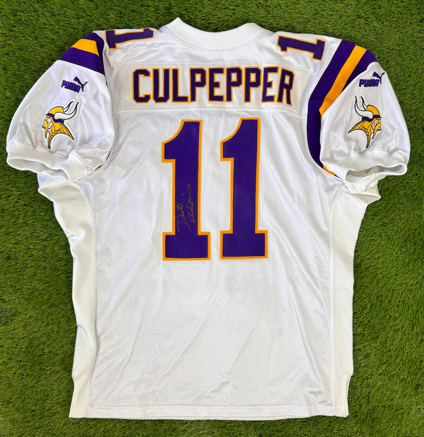 Minnesota Vikings 2000 Daunte Culpepper Signed NFL Football Jersey (52/XXL)