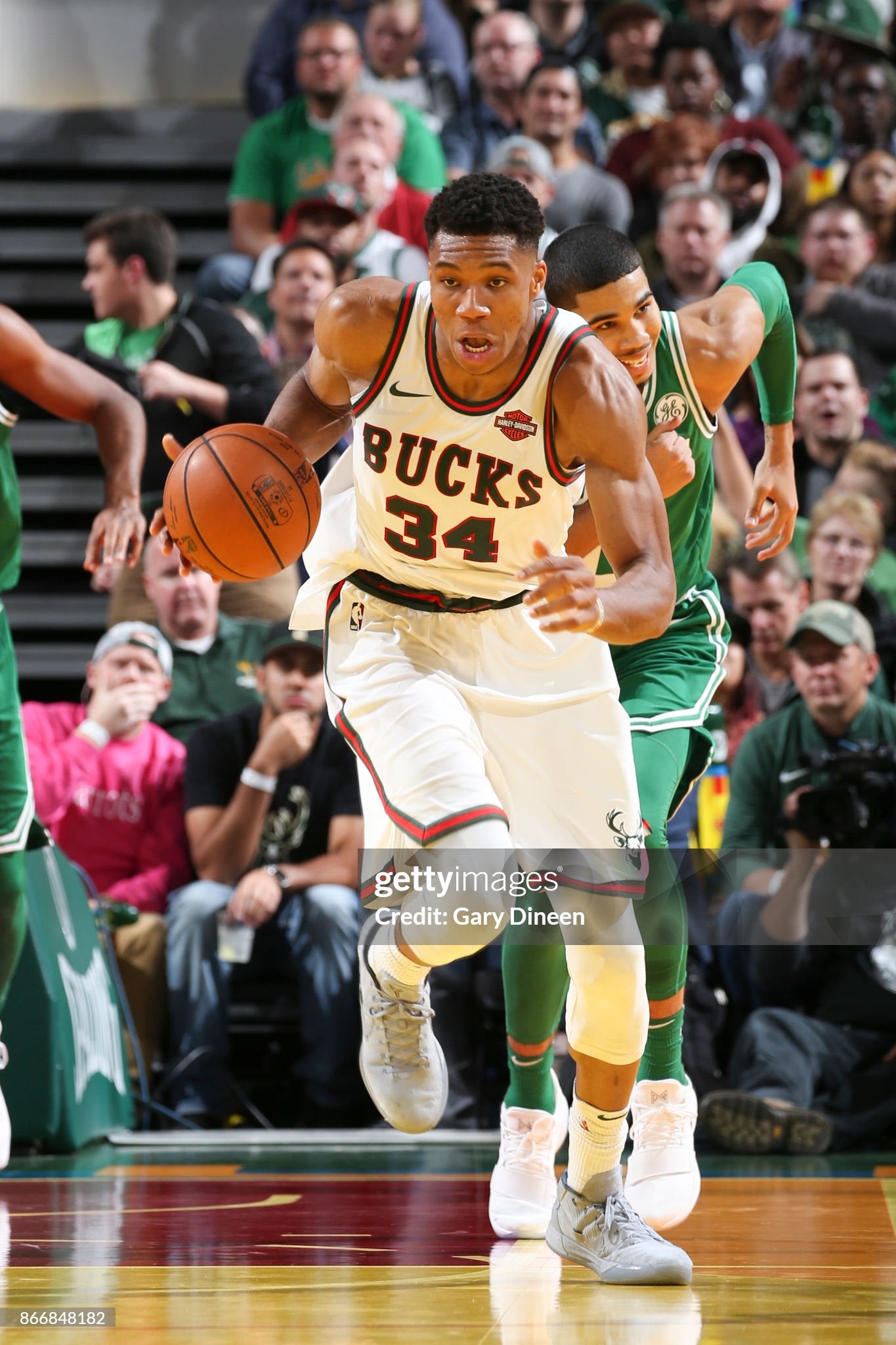Milwaukee Bucks Giannis Antetokounmpo 2017-2018 Throwback NBA Basketball Jersey (54/XXL)