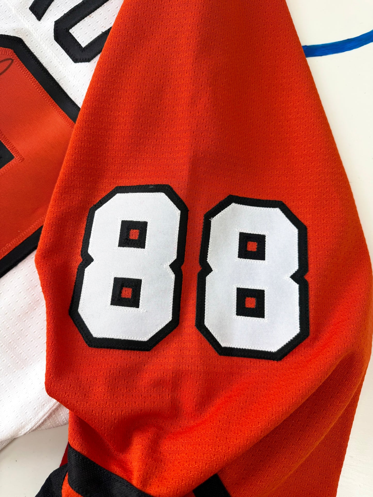 Philadelphia Flyers Eric Lindros Autographed 1997 Stanley Cup Finals NHL Hockey Jersey (44/Medium)
