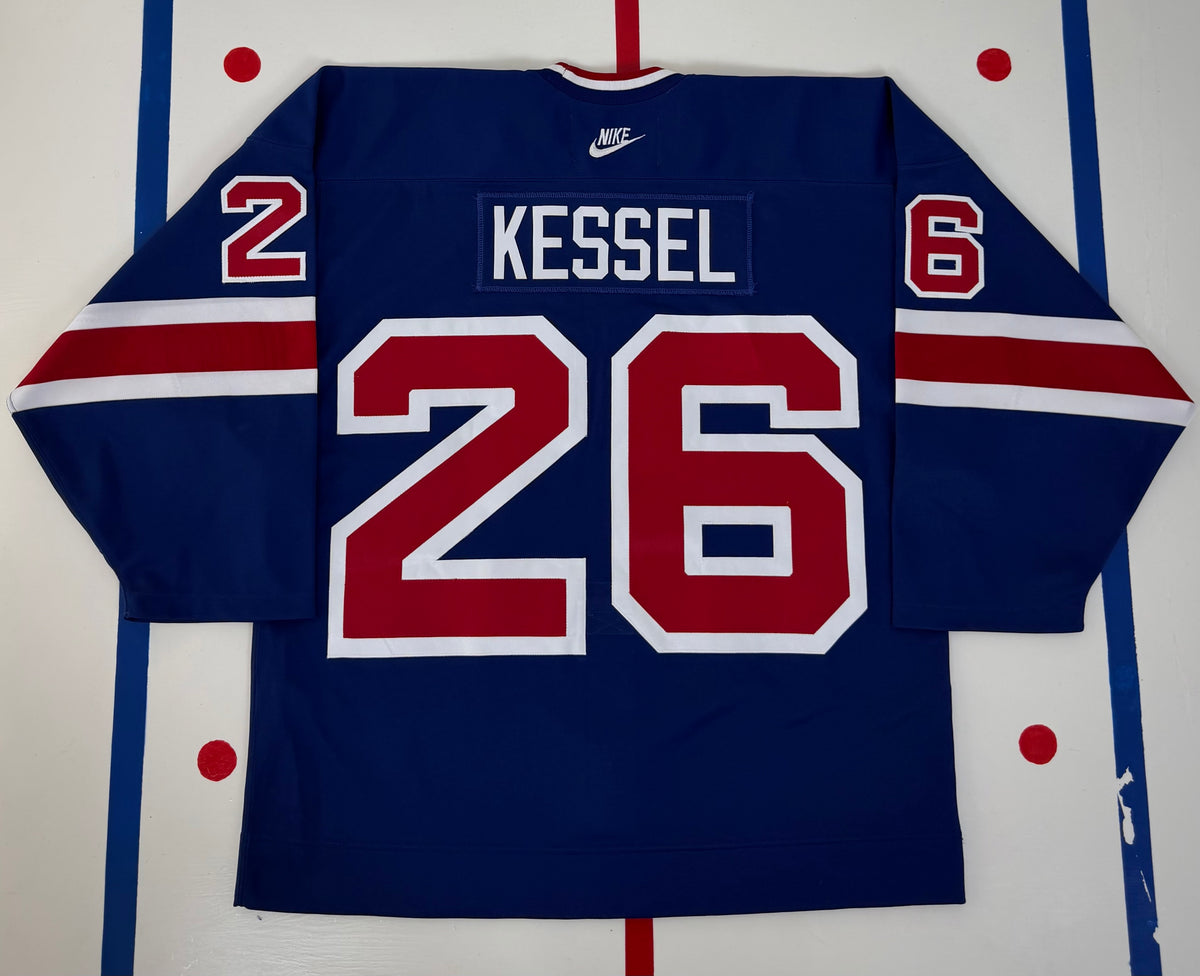 Team USA Phil Kessel 2006 IIHF World Junior Hockey Championships Throwback Jersey (52/XL)