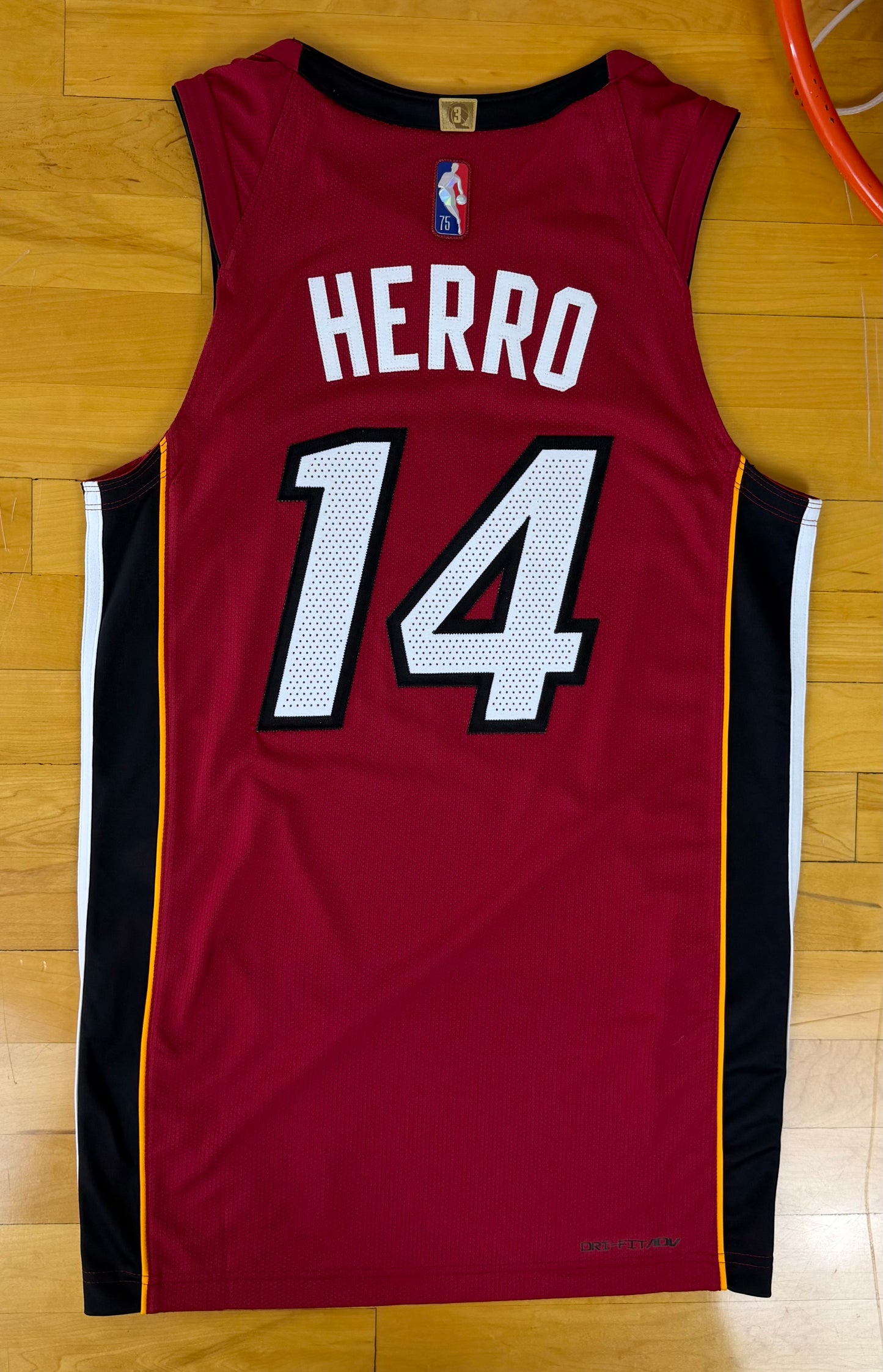 Miami Heat Tyler Herro 2021-2022 Alternate NBA Basketball Jersey (40/Small)