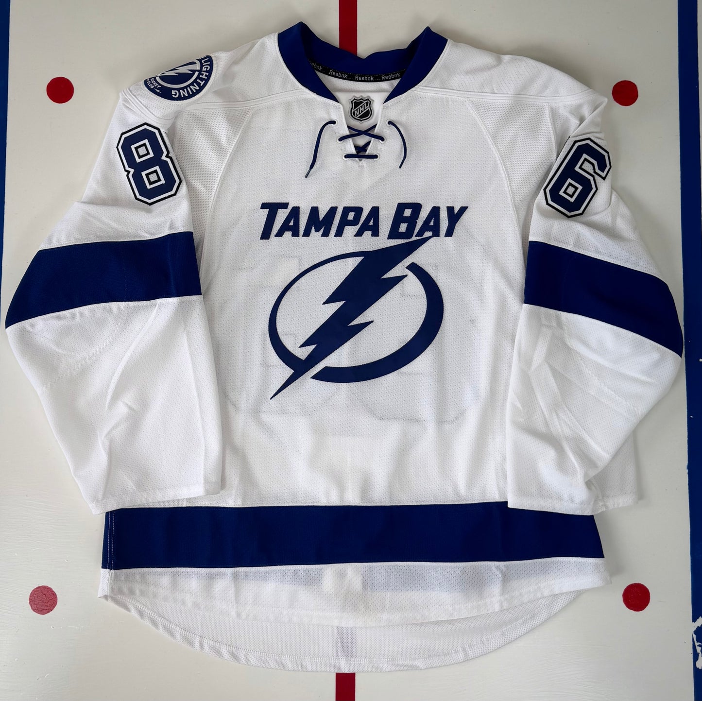 Tampa Bay Lightning Nikita Kucherov 2013-2016 NHL Hockey Jersey (54/XL)