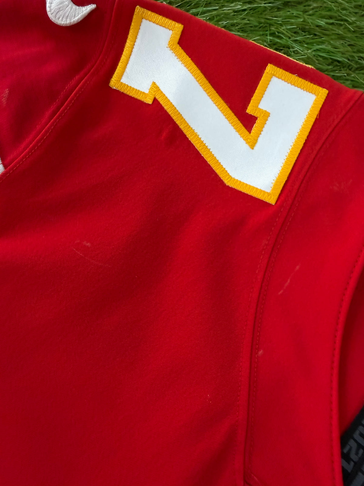 Kansas City Chiefs Travis Kelce 2021 NFL Football Jersey (42/Medium)