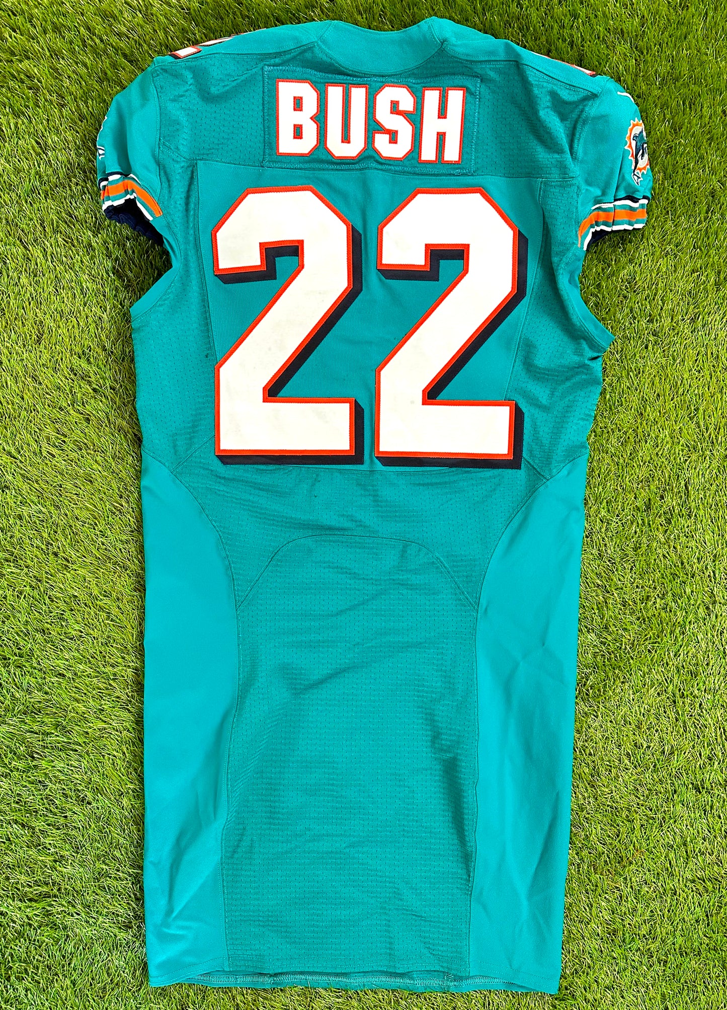 Miami Dolphins Reggie Bush 2012 Team Issued NFL Football Jersey (44/Large)