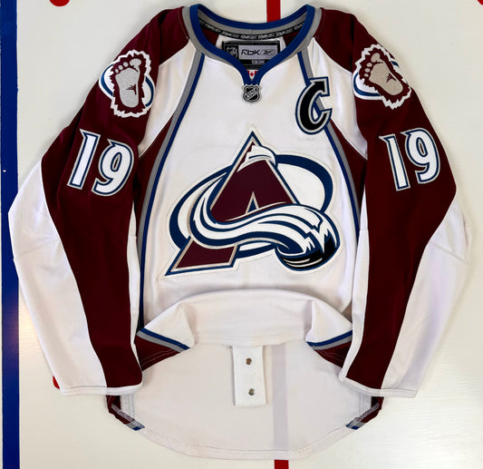 Colorado Avalanche 2007-2009 Joe Sakic NHL Hockey Jersey (46/Medium)