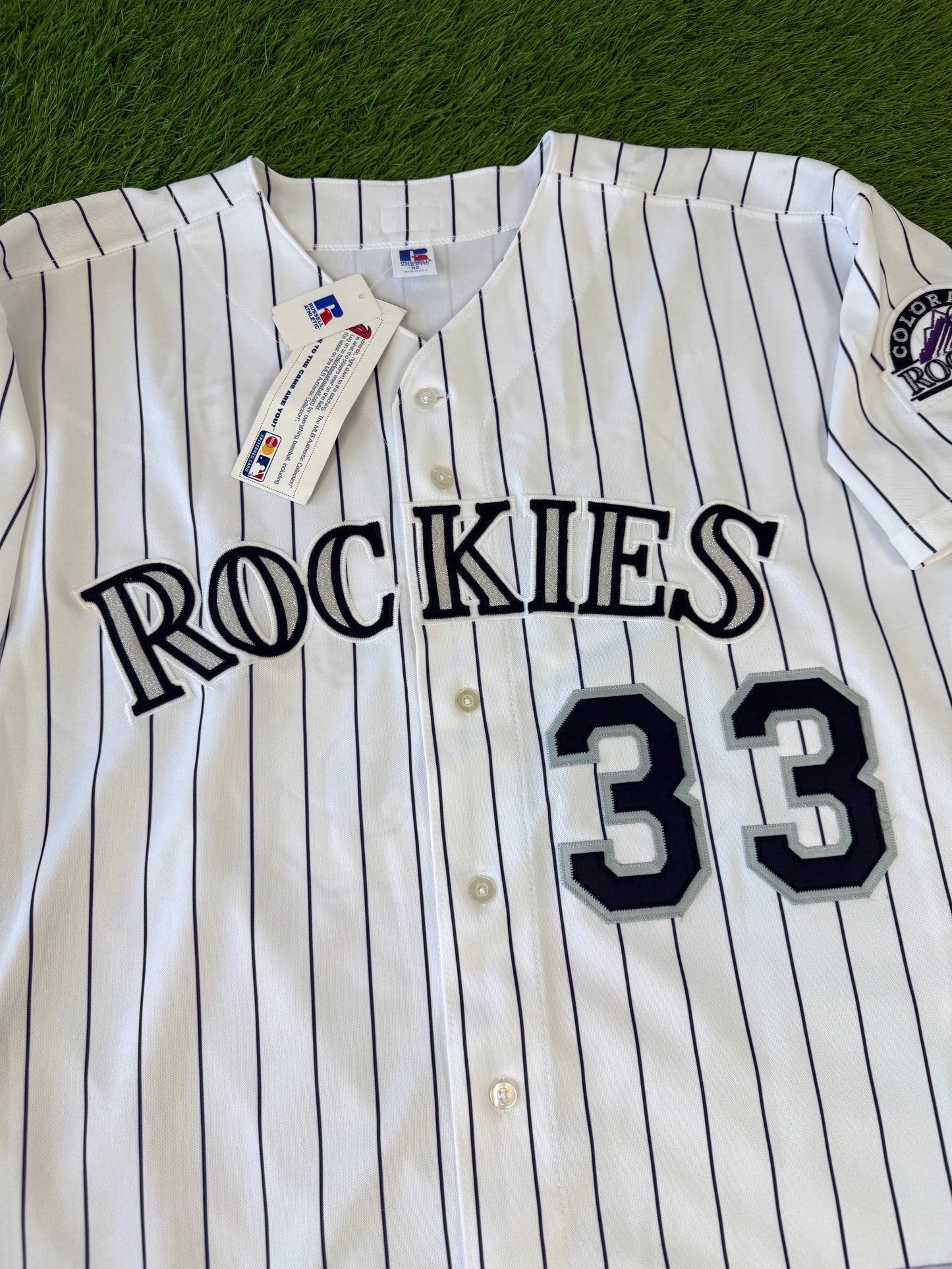 Colorado Rockies Larry Walker Autographed 2002 MLB Baseball Jersey (52/XXL)