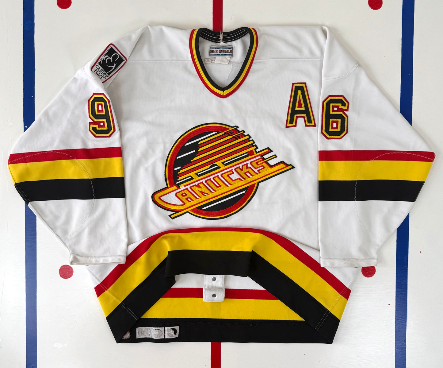 Vancouver Canucks Pavel Bure 1995-1997 NHL Hockey Jersey (54/XXL)