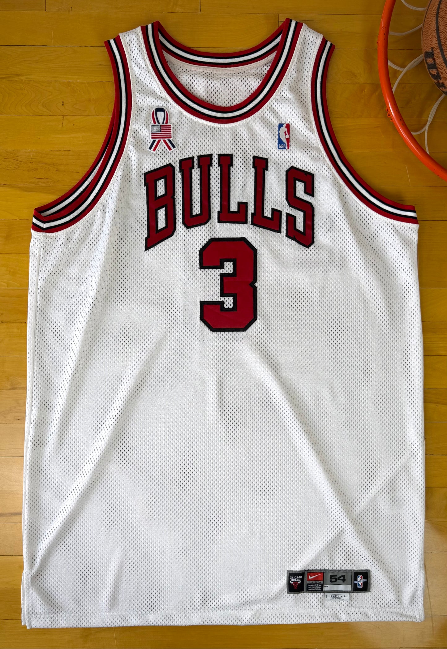 Chicago Bulls Tyson Chandler 2001-2002 Game Issued NBA Basketball Jersey (54/XXL)