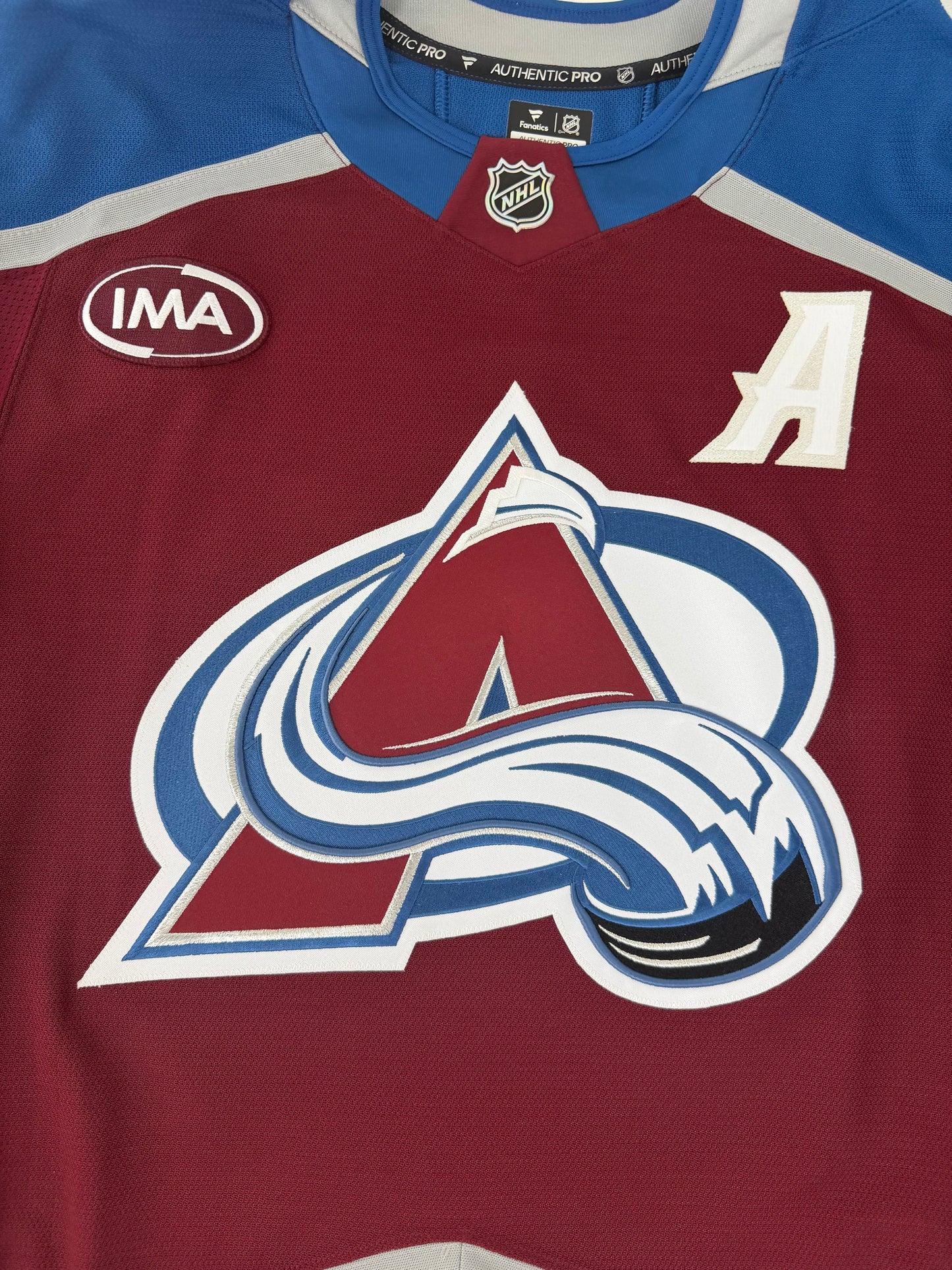 Colorado Avalanche Nathan MacKinnon 2024-2026 NHL Hockey Jersey (58/XXXL)