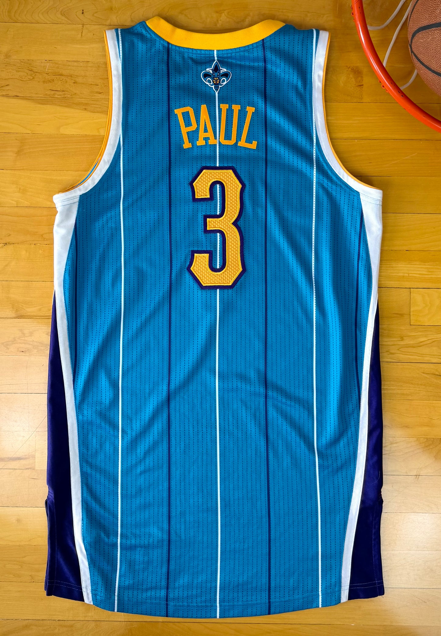 New Orleans Hornets Chris Paul Team Issued 2010-2011 NBA Basketball Jersey (Large)