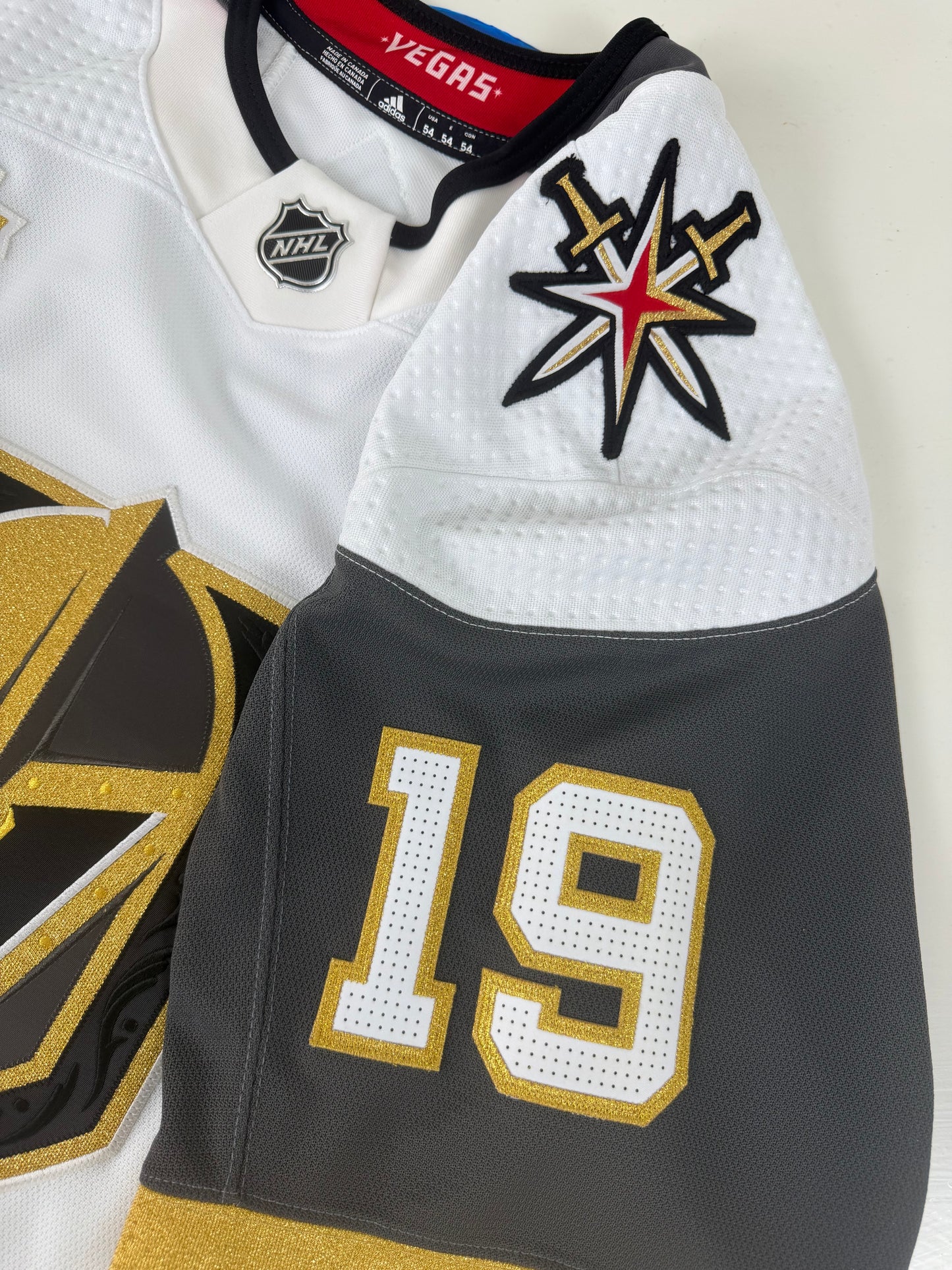 Vegas Golden Knights Reilly Smith 2017 NHL Hockey Jersey (54/XL)