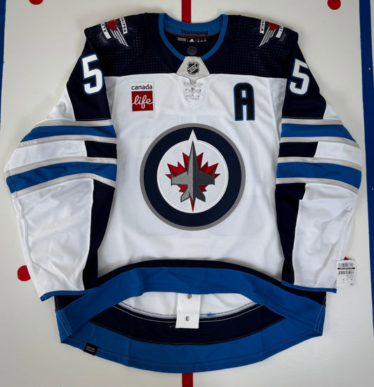 Winnipeg Jets Mark Scheifele 2022-2024 NHL Hockey Jersey (54/XL)