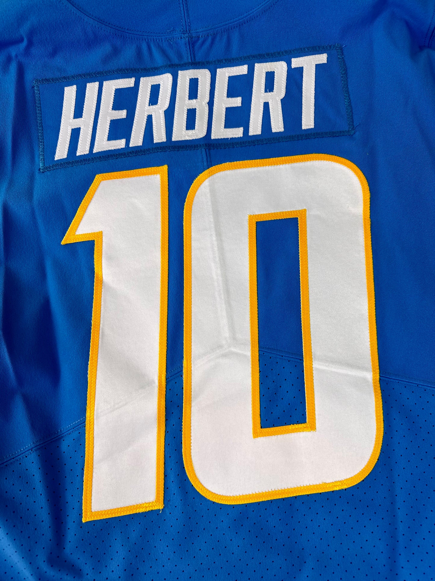 LA Chargers 2020 Justin Herbert NFL Football Jersey (42/Medium)