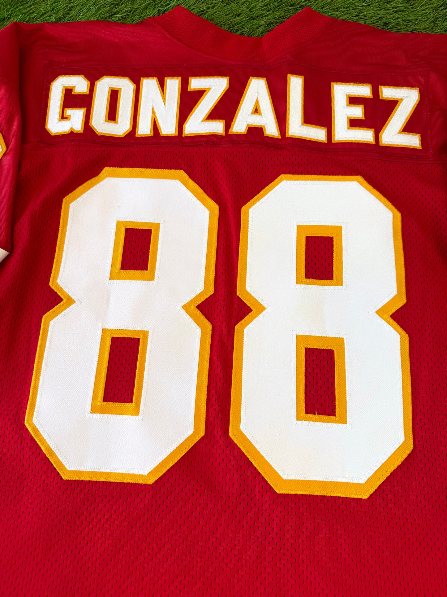 Kansas City Chiefs Tony Gonzalez 1999 NFL Football Jersey (52/XXL)