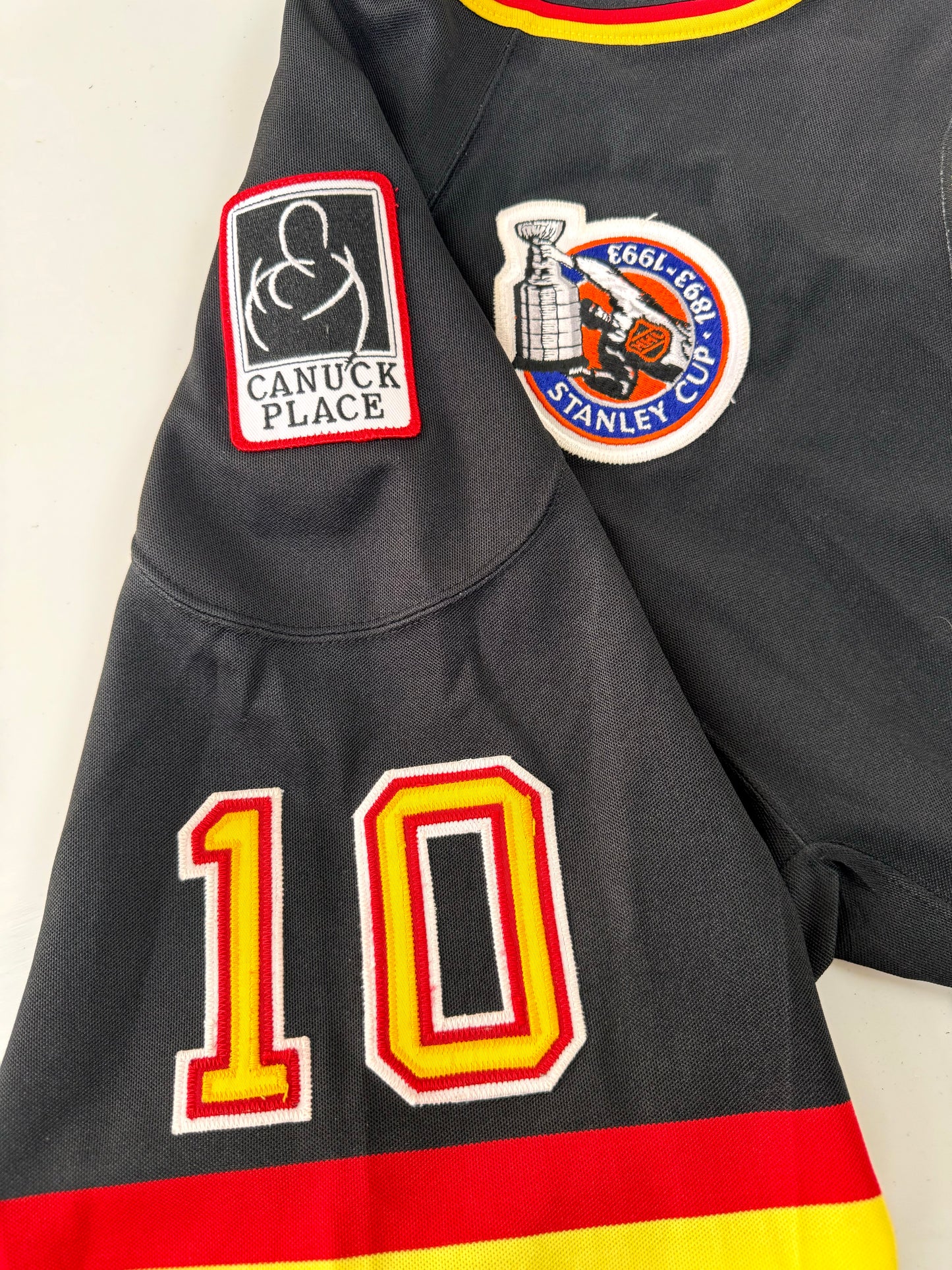 Vancouver Canucks 1992-1993 Pavel Bure NHL Hockey Jersey (48/Large)
