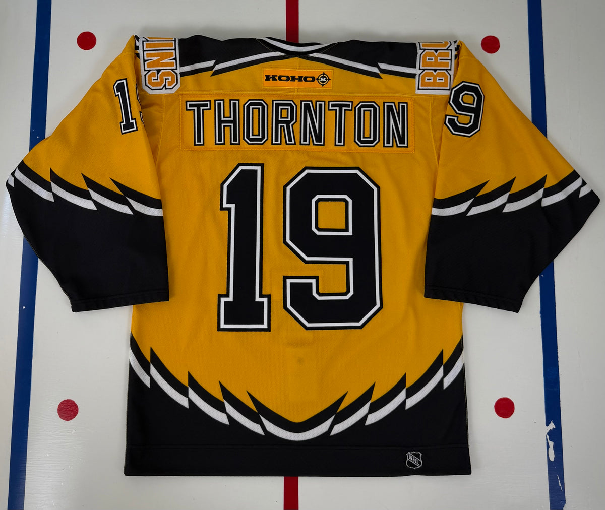 Boston Bruins Joe Thornton 2002-2004 NHL Hockey Jersey (46/Medium)