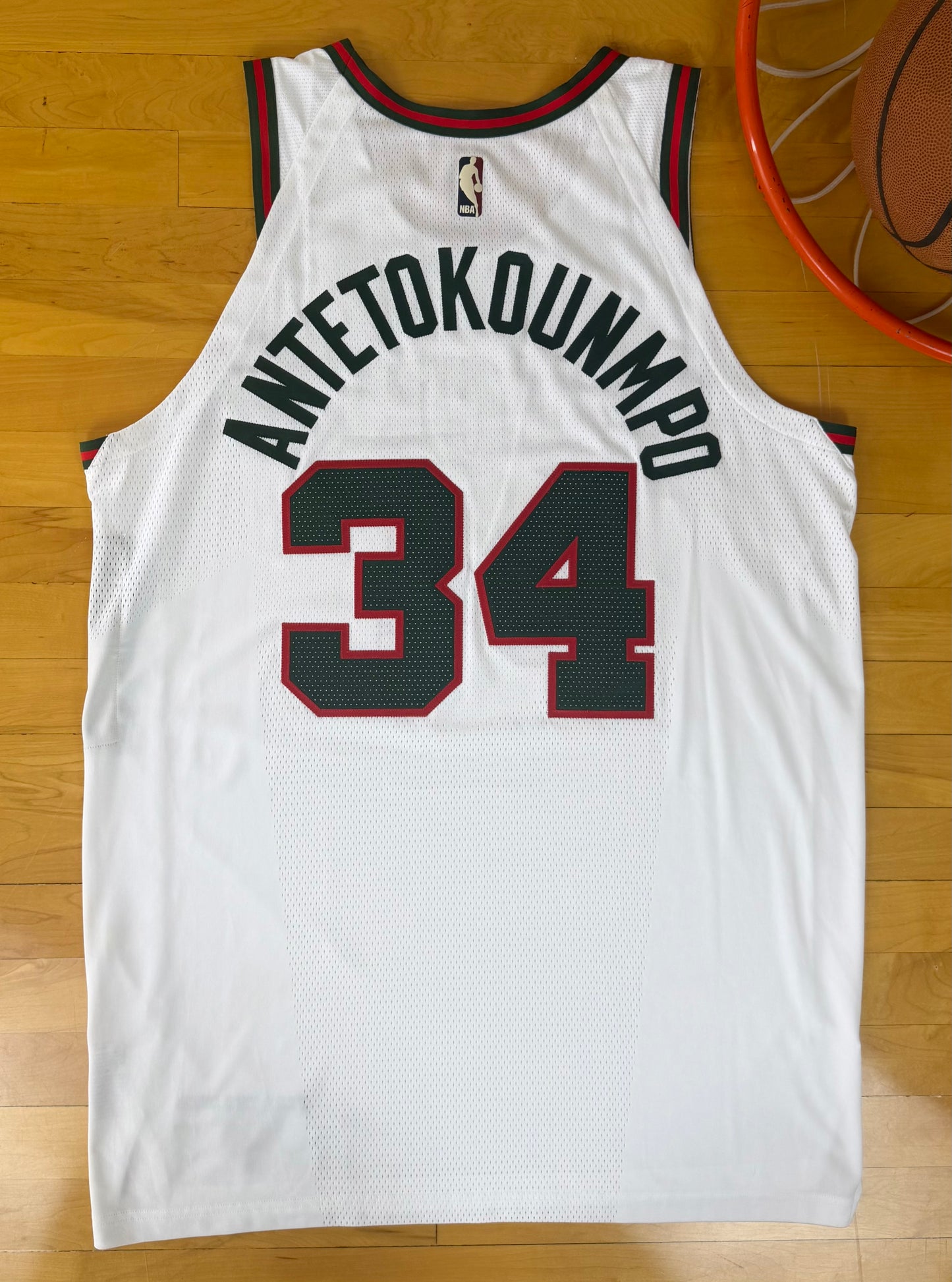 Milwaukee Bucks Giannis Antetokounmpo 2017-2018 Throwback NBA Basketball Jersey (54/XXL)