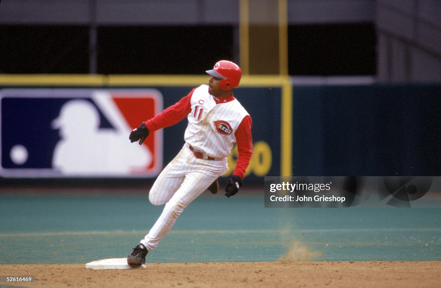 Cincinnati Reds Barry Larkin 2001 MLB Baseball Jersey (56/XXXL)